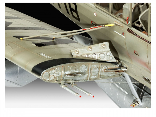 04922 Revell Гидросамолёт-разведчик Arado Ar196B (1:32)