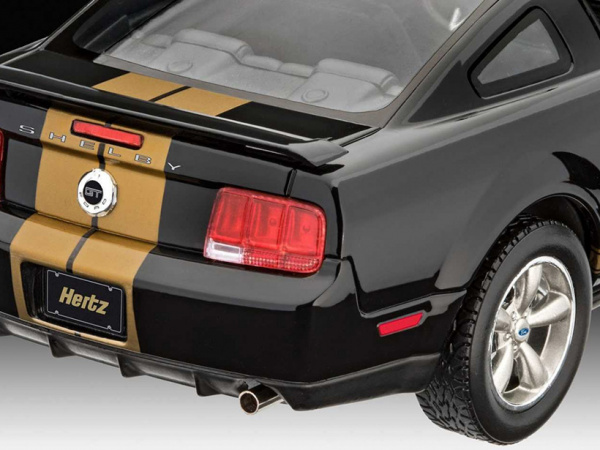 67665 Revell Подарочный набор с моделью автомобиля Ford Shelby GT-H, 2006 (1:25)
