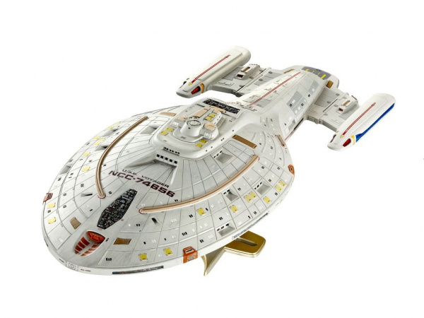 04801 Revell Звездолёт Звёздного Флота Voyager (1:670)