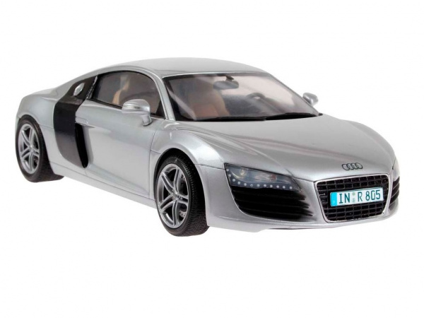 07398 Revell Автомобиль Audi R8 (1:24)