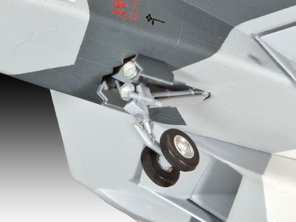 04664 Revell Истребитель Sukhoi T-50 (1:72)