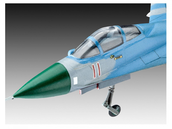 03948 Revell Советский самолет Су-27 (1:144)