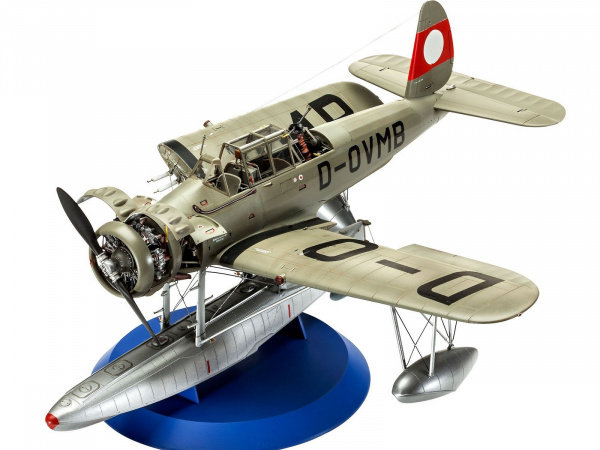 04922 Revell Гидросамолёт-разведчик Arado Ar196B (1:32)