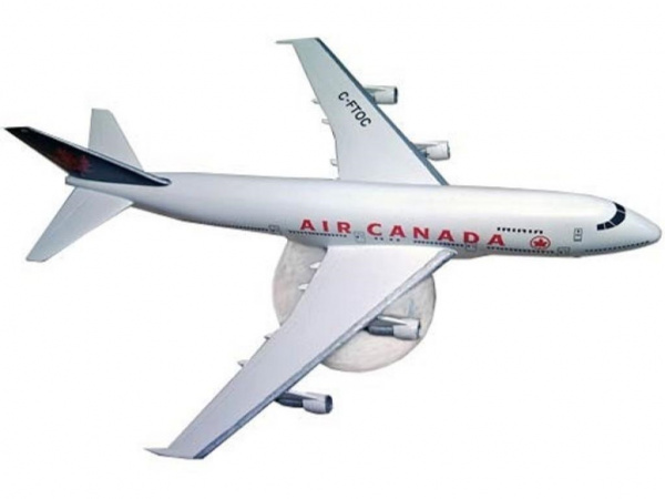 04210 Revell Пассажирский авиалайнер Боинг 747-200 (1:390)