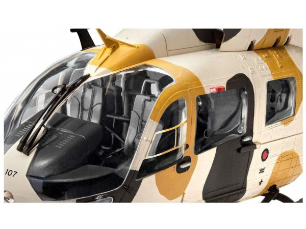 04927 Revell Вертолет UH-72A Lakota (1:32)