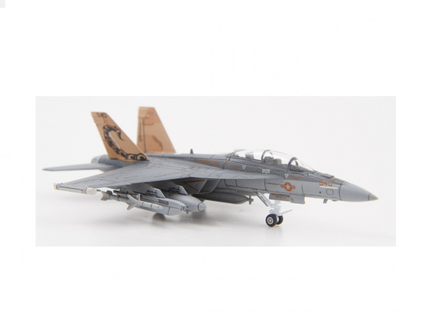 04904 Revell Самолет EA-18G Growler (1:144)