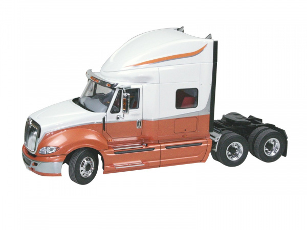 07411 Revell Грузовик International ProStar (1:25)