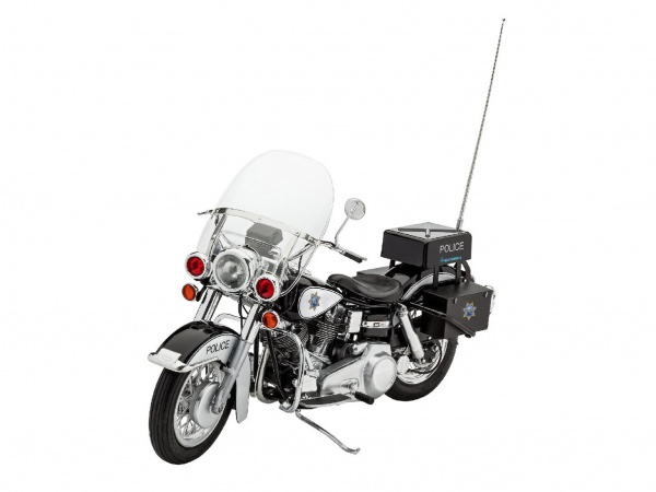 07915 Revell Американский полицейский мотоцикл (1:8)